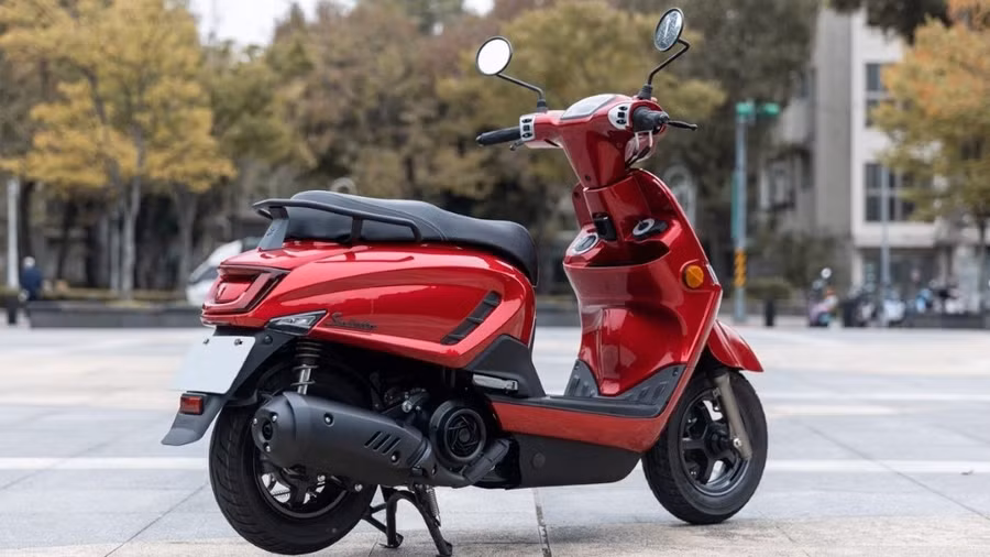 xedoisong-suzuki-saluto-125-2022.jpg