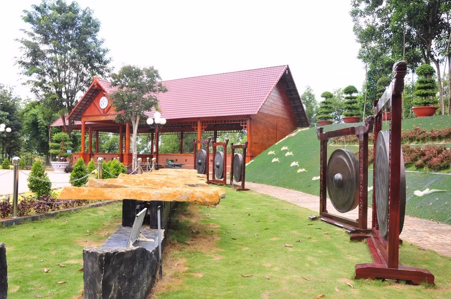 Một góc Khu bảo tồn văn hóa dân tộc S’tiêng sóc Bom Bo