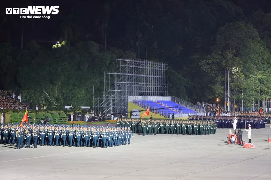 tong-hop-luyen-quang-truong-ba-d-11.jpg