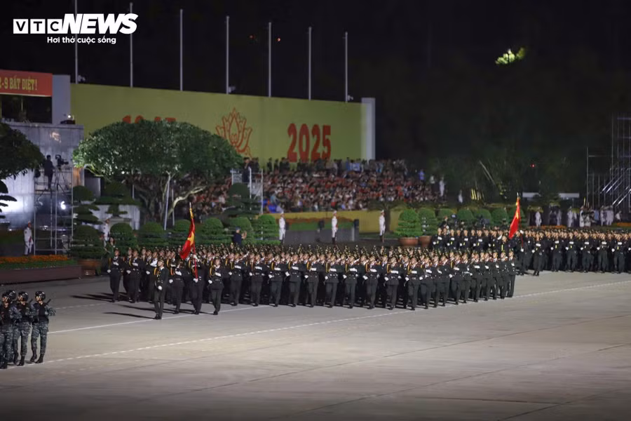 tong-hop-luyen-quang-truong-ba-d-12.jpg