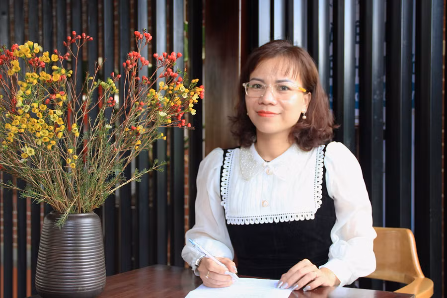 tien-si-nguyen-thi-cam-van.jpg