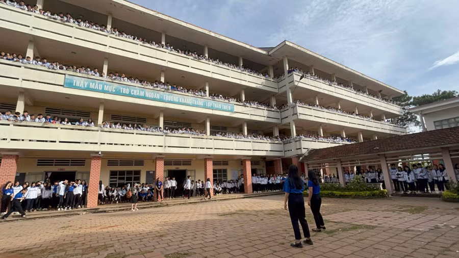 gio-ra-choi.jpg