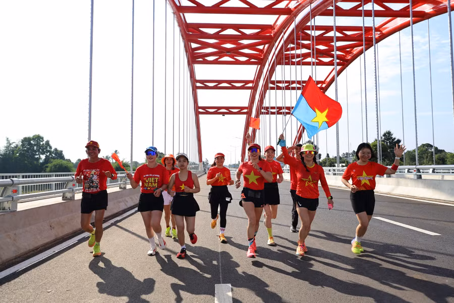 clb-gia-lai-marathon-va-chu-pah-runner-chay.jpg