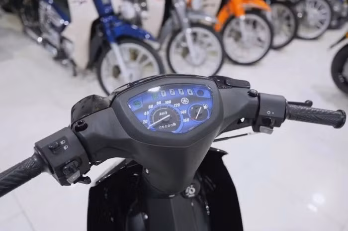 can-canh-vua-xe-so-110cc-1.jpg