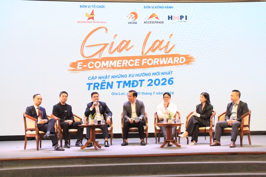 gia-lai-e-commerce-forward-2026-voi-chu-de-cap-nhat-nhung-xu-huong-moi-nhat-tren-thuong-mai-dien-tu-tu-nam-2026.jpg