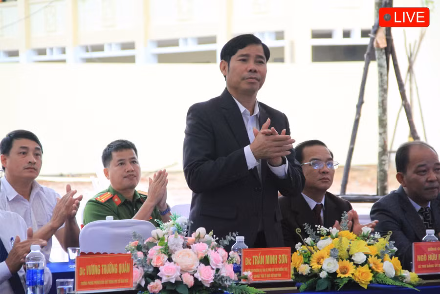 dong-chi-tran-minh-son-7296.jpg