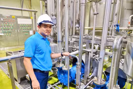 Anh Chu Xuân Trường Phó Chủ tịch Công đoàn Nafoods Tây Nguyên với các sáng kiến cải tiến kỹ thuật