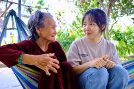 Nữ sinh mồ côi và hành trình đến giảng đường đại học