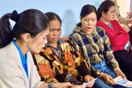Phường Diên Hồng tuyên truyền chính sách BHXH tự nguyện, BHYT hộ gia đình tại thôn Pleikuroh