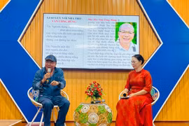 Giao lưu văn học “Từ trang sách đến trang thơ” tại Trường THPT Quy Nhơn