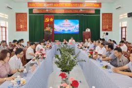 Xã Đề Gi đối thoại với chủ doanh nghiệp, cơ sở sản xuất kinh doanh