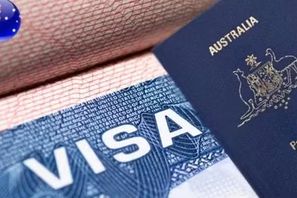 Australia siết visa du học, sinh viên Việt Nam vẫn được đưa người thân đi cùng
