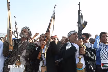 Các tay súng Houthi tại Sanaa, Yemen.