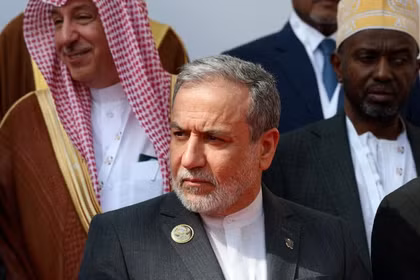 Iran chờ Saudi Arabia và Houthi trả lời sáng kiến hòa giải