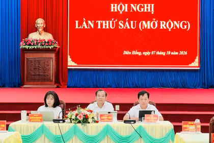 Đảng bộ phường Diên Hồng kết nạp đảng viên mới đạt 93,15% chỉ tiêu.