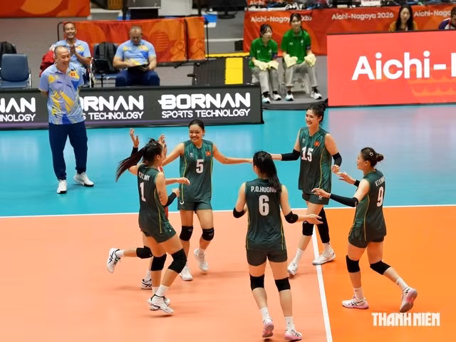Đội tuyển bóng chuyền nữ Việt Nam bị Indonesia vượt qua chỉ sau 3 ván đấu. Ảnh: Độc Lập