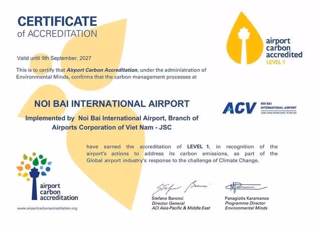 Cảng HKQT Nội Bài - Cảng hàng không đầu tiên tại Việt Nam đạt chứng nhận Airport Carbon Accreditation cấp độ 1. Ảnh: ACV