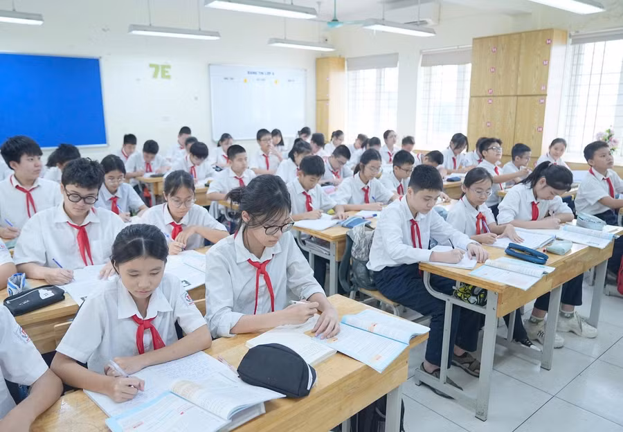 Học sinh tại Hà Nội trong giờ học. Ảnh: TRỌNG QUÂN