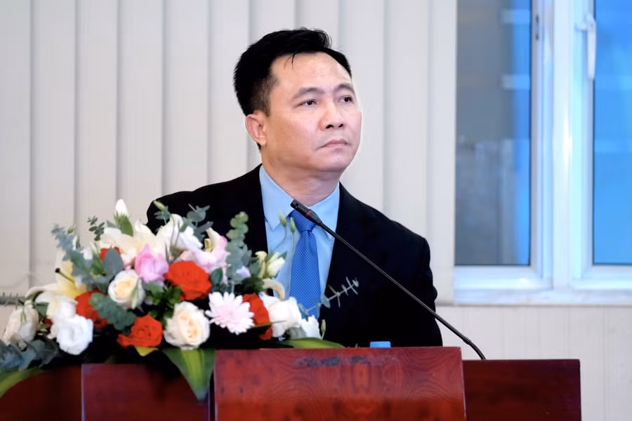 Đạo diễn Đỗ Thanh Hải tại buổi bảo vệ luận án tiến sĩ về nghệ thuật kể chuyện phim truyện truyền hình.