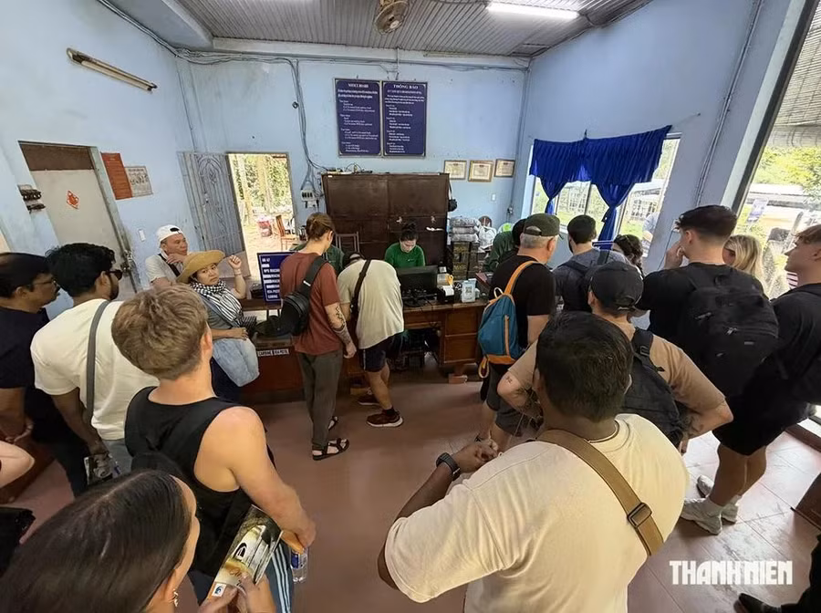 Hoạt động đón khách quốc tế cần được quản lý chặt chẽ để bảo đảm chất lượng dịch vụ và nguồn thu du lịch. Ảnh: Lê Nam