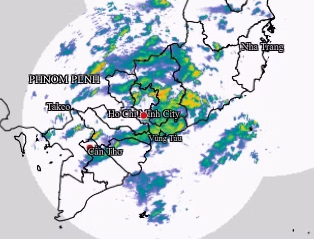 Các ổ dông gây mưa tại TPHCM và Nam bộ chiều 29-8. Ảnh chụp lại màn hình radar thời tiết