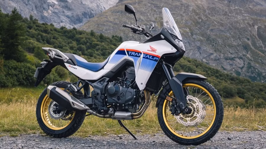xedoisong-honda-transalp-750-doi-dau-yamaha-tenere-700-tai-viet-nam-3.jpg