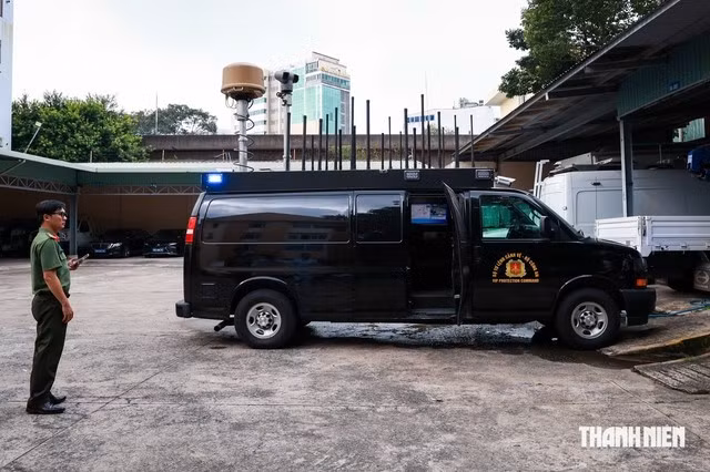 Bên ngoài xe xử lý tình huống chuyên dụng đa chức năng của Bộ Tư lệnh Cảnh vệ. Ảnh: Nhật Thịnh. Ảnh: Nhật Thịnh