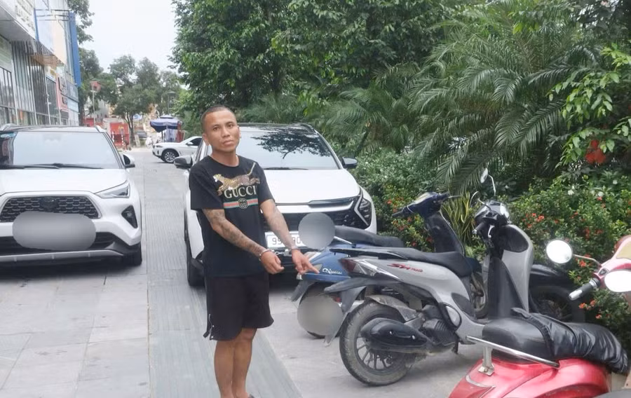 Đối tượng Luân tại hiện trường. Ảnh: Công an tỉnh Bắc Ninh.