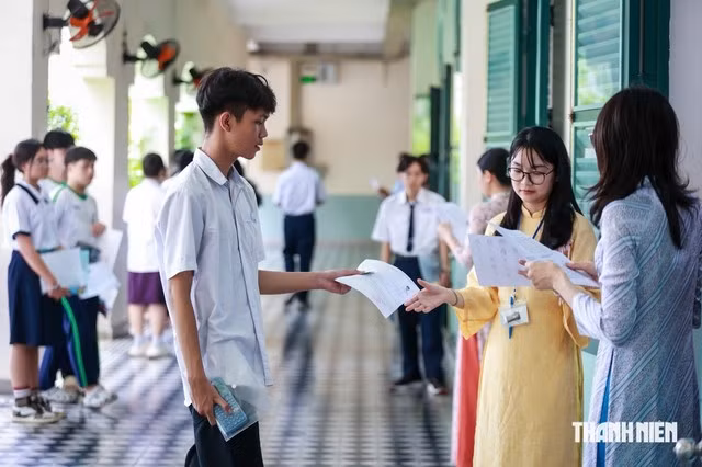 Dự thảo sửa đổi, bổ sung quy chế tuyển sinh trình độ ĐH và CĐ ngành giáo dục mầm non Bộ GD-ĐT công bố mới đây có 2 điểm gây chú ý là đề xuất bỏ quy định sử dụng điểm cộng do trường ĐH tự quy định và siết phương thức xét tuyển. Ảnh: Nhật Thịnh