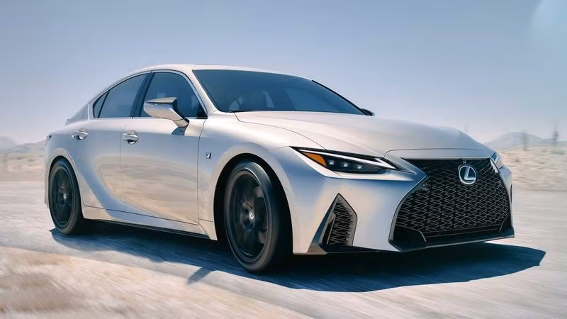 xehay-2021-lexus-is-16062020-6-result.jpg