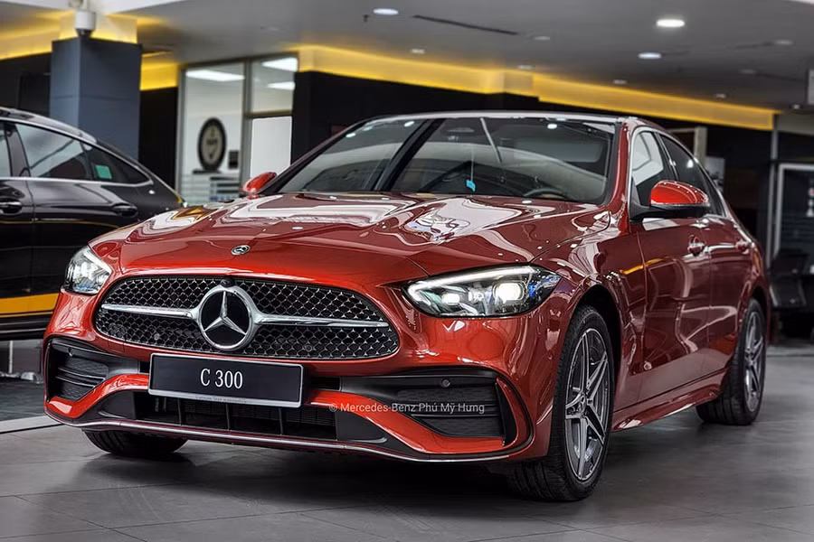 mercedes-c300-amg-v1-24.jpg