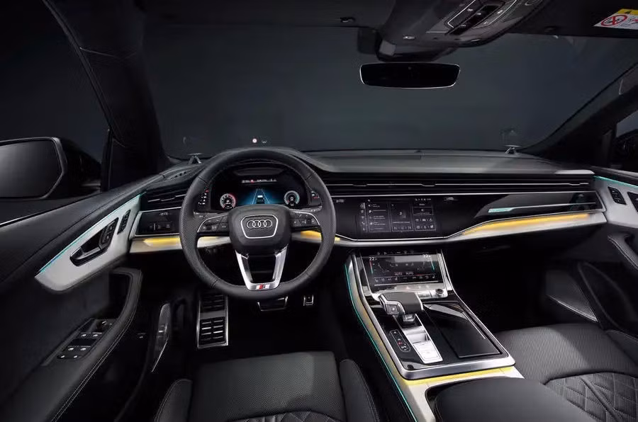 audiq8frontcabin-16968531510252025007009-1696898450960-16968984511461417859955202310100809083429370.jpg