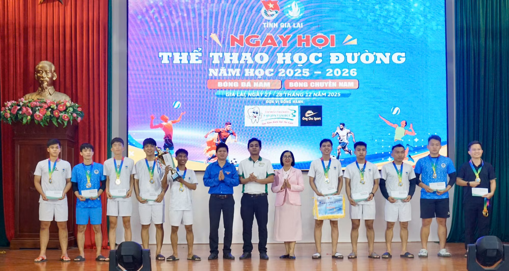 lien-hoan-clb-doi-nhom-nam-2025-gia-lai-18.jpg