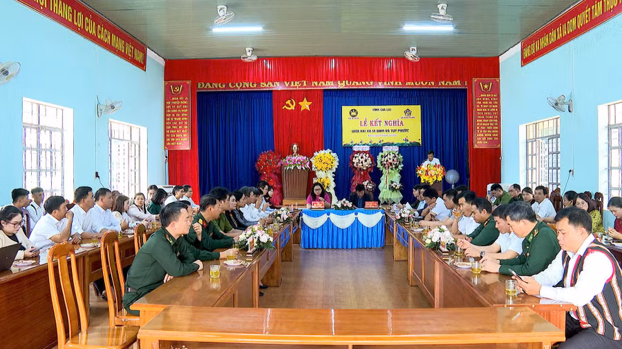 quang-canh-buoi-le.jpg