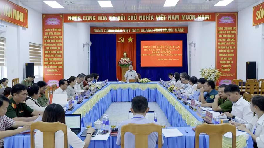 lam-viec-tai-phuong-hoi-phu.jpg
