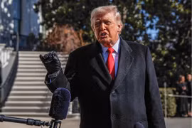 Tổng thống Trump tuyên bố không vội ký thỏa thuận với Iran