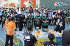 VEX IQ miền Trung Tây Nguyên: Điểm hẹn của đam mê và tri thức 