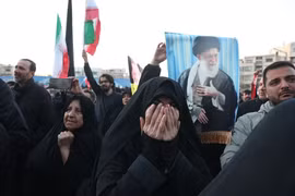 Tổng thống Iran tuyên bố trả thù cho cái chết của Lãnh tụ Tối cao