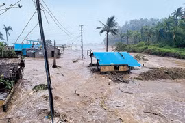 Fung Wong là cơn bão thứ 21 trong năm nay tấn công Philippines. Ảnh: Phillstar