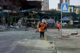 Ukraine hiếm hoi bị tập kích giữa ban ngày