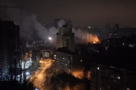Nga tập kích quy mô lớn vào Ukraine, rạng sáng 29-11-2025. Ảnh: Reuters
