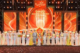 Bùi Thị Thùy Dương đăng quang Hoa hậu Thương hiệu Việt Nam 2026