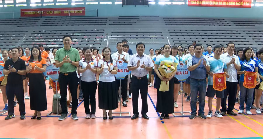 cac-doan-tham-gia-hoi-thao-1093.jpg