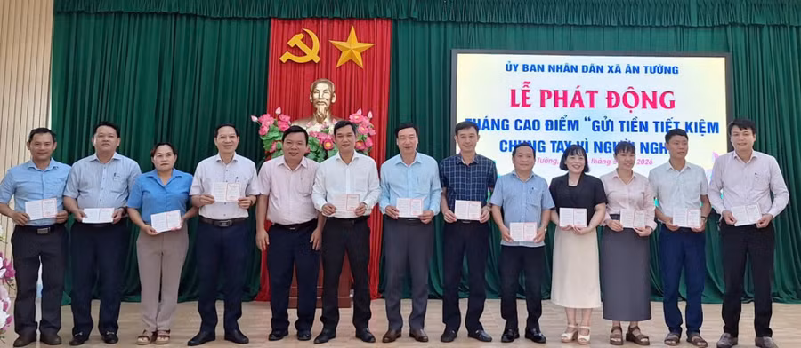 dai-dien-nhan-so-tiet-kiem-5354.jpg