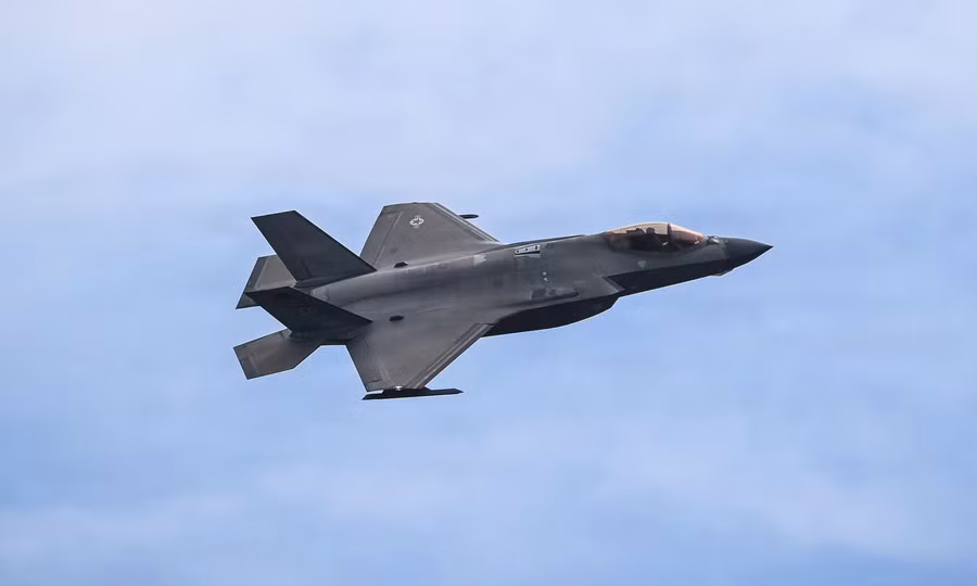 vi-sao-linh-kien-f-35-tu-australia-lai-bi-chuyen-toi-hong-kong.png
