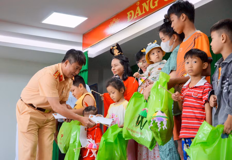 2-trung-thu-ttyt-tp-1498.jpg