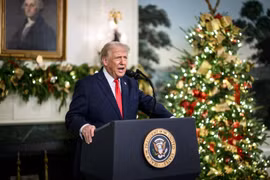 Tỷ lệ ủng hộ Tổng thống Trump phục hồi so với tháng trước