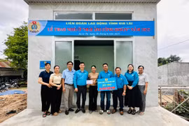 Bàn giao 2 căn nhà cho gia đình khó khăn ở Ayun Pa và Phú Thiện