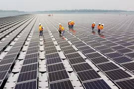 Mỹ áp thuế đến 271% chống bán phá giá pin mặt trời từ Việt Nam và 3 quốc gia khác