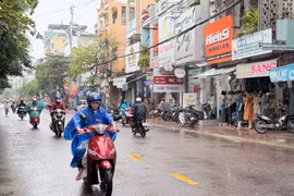 Cảnh báo giông, lốc, sét, mưa đá và mưa lớn cục bộ trên địa bàn Gia Lai.